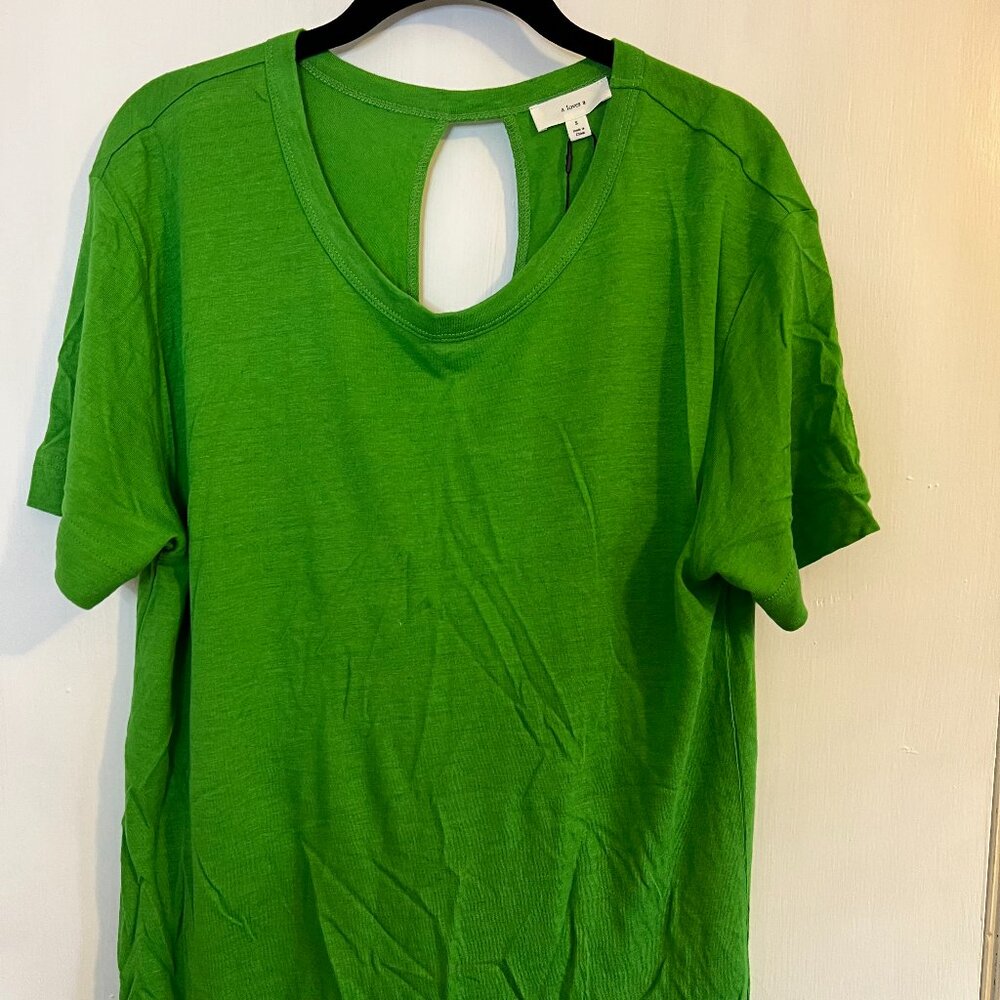 NWT Women's Green Top